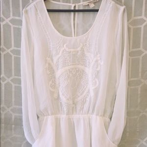 White embroidered long sleeve casual blouse